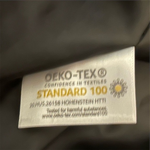 Lands' End Men's Insulated Puffer Vest XXL Black Fall Snap Closure Side Pockets - Picture 9 of 11